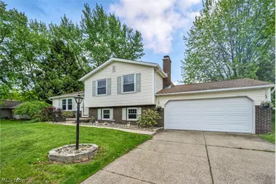 1044 Tumbleweed Street NE, Uniontown, OH 44685 - Photo 1