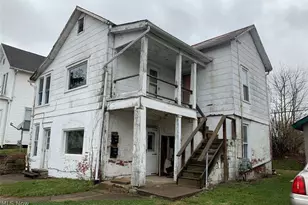 256 Burley St, Crooksville, OH 43731 - Photo 1