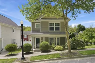 182 Elizabeth Pkwy, Akron, OH 44304 - Photo 1