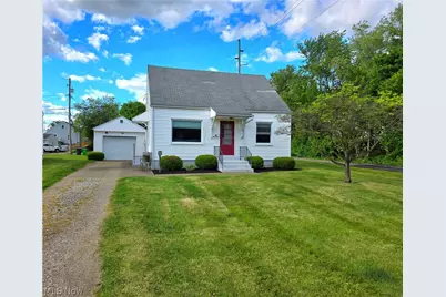 1104 Cassingham Avenue, Coshocton, OH 43812 - Photo 1