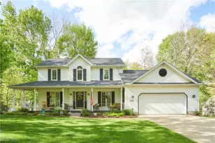 581 Woodhaven Dr, Uniontown, OH 44685 - Photo 1