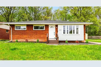 3138 Starlite Drive NW, Warren, OH 44485 - Photo 1