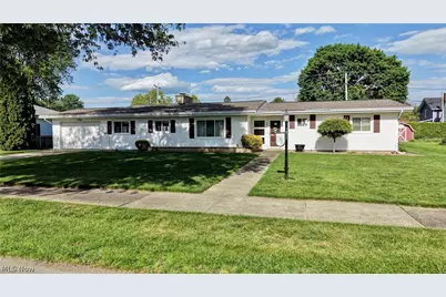 1017 Kaderly Street NW, New Philadelphia, OH 44663 - Photo 1