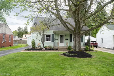 4020 Stratmore Avenue, Youngstown, OH 44511 - Photo 1