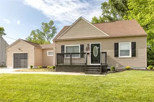 67 Pierce Ave, Cuyahoga Falls, OH 44221 - Photo 1