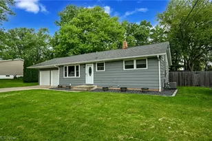 5175 Oakvale St SW, Canton, OH 44706 - Photo 1