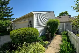 839 Sutton Pl, Akron, OH 44313 - Photo 1
