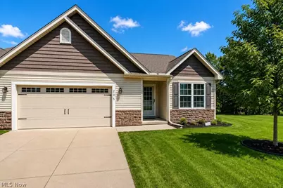 205 Nautical Way #43, Fairport Harbor, OH 44077 - Photo 1