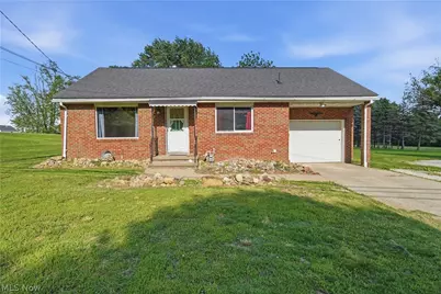942 32nd Street NW, Massillon, OH 44647 - Photo 1