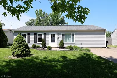 556 Keys Drive, Elyria, OH 44035 - Photo 1