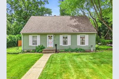 161 Pinehurst Road, Munroe Falls, OH 44262 - Photo 1