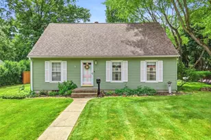 161 Pinehurst Rd, Munroe Falls, OH 44262 - Photo 1