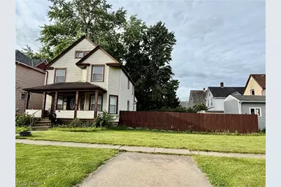828 Broad Street, Elyria, OH 44035 - Photo 1