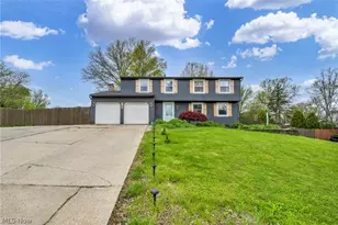 498 Bath Hills Blvd, Akron, OH 44333 - Photo 1