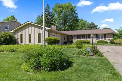 3516 Meadowbrook Drive, Lorain, OH 44053 - Photo 1