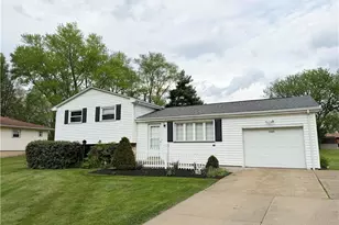 7090 Hillridge Ave NE, Canton, OH 44721 - Photo 1