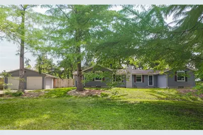 151 Shiawassee Avenue, Fairlawn, OH 44333 - Photo 1