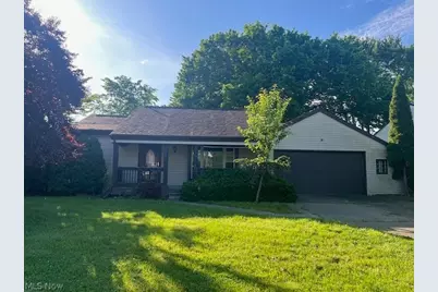 1153 Gulf Road, Elyria, OH 44035 - Photo 1