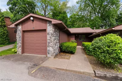 1033 Washington Street #201, Wooster, OH 44691 - Photo 1