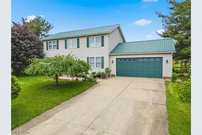 4839 Manchester Avenue SW, Navarre, OH 44662 - Photo 1