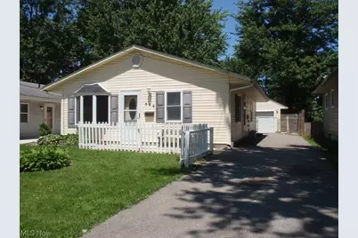 544 Purdue Avenue, Elyria, OH 44035 - Photo 1