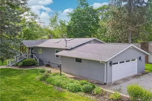 1465 Forest Dr, Akron, OH 44312 - Photo 1