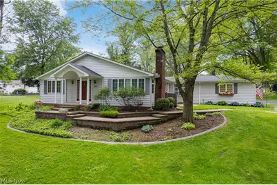 939 Genoa Avenue NW, Massillon, OH 44646 - Photo 1