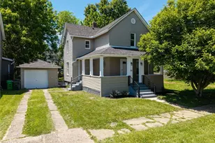 30 16th St NW, Barberton, OH 44203 - Photo 1