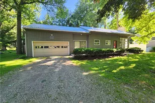 721 Frank Blvd, Akron, OH 44320 - Photo 1