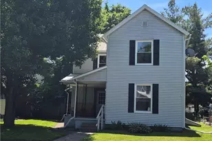 1029 E Main St, Coshocton, OH 43812 - Photo 1