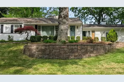1607 26th Street, Cuyahoga Falls, OH 44223 - Photo 1