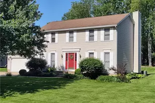 3842 Park Ridge Dr, Green, OH 44685 - Photo 1