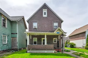 1206 Lawrence Rd NE, Canton, OH 44705 - Photo 1