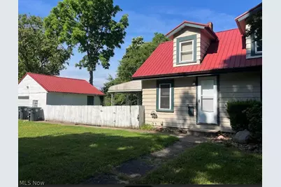1920 17th Street SW, Akron, OH 44314 - Photo 1