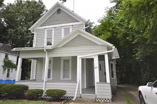 900 Sherman St, Akron, OH 44311 - Photo 1
