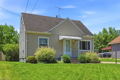 744 Utica Avenue, Akron, OH 44312 - Photo 1