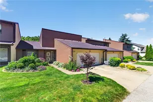 139 Mulberry Ln, Munroe Falls, OH 44262 - Photo 1