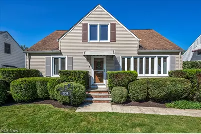 2218 Larchmont Drive, Wickliffe, OH 44092 - Photo 1