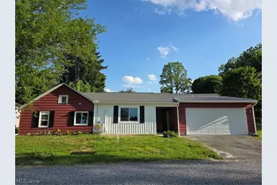 446 N Middle Street, Columbiana, OH 44408 - Photo 1