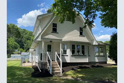 102 Downs Avenue, Newcomerstown, OH 43832 - Photo 1