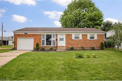 3816 Root Avenue NE, Canton, OH 44705 - Photo 1