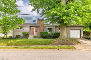 1925 Quayle Dr, Akron, OH 44312 - Photo 1