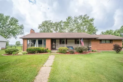 6145 Hollydale Avenue NE, Canton, OH 44721 - Photo 1