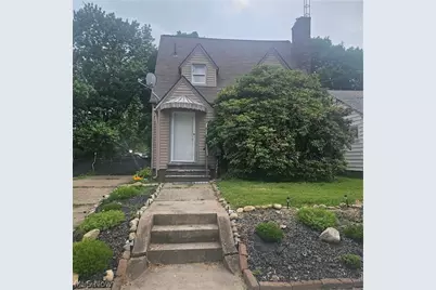 1229 Bellflower Avenue SW, Canton, OH 44710 - Photo 1