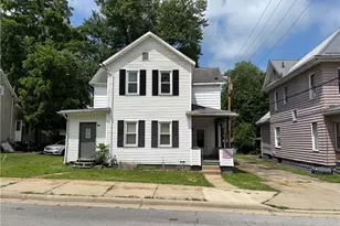 313 N 8th St, Cambridge, OH 43725 - Photo 1