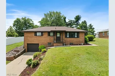 31 Highview Circle, Weirton, WV 26062 - Photo 1