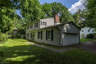 2070 White Pond Dr, Akron, OH 44313 - Photo 1