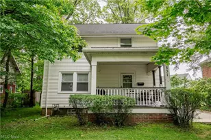 531 Fernwood Dr, Akron, OH 44320 - Photo 1