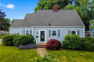 2131 Mt Vernon Blvd NW, Canton, OH 44709 - Photo 1