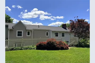 11056 State Route 44 #M, Mantua, OH 44255 - Photo 1